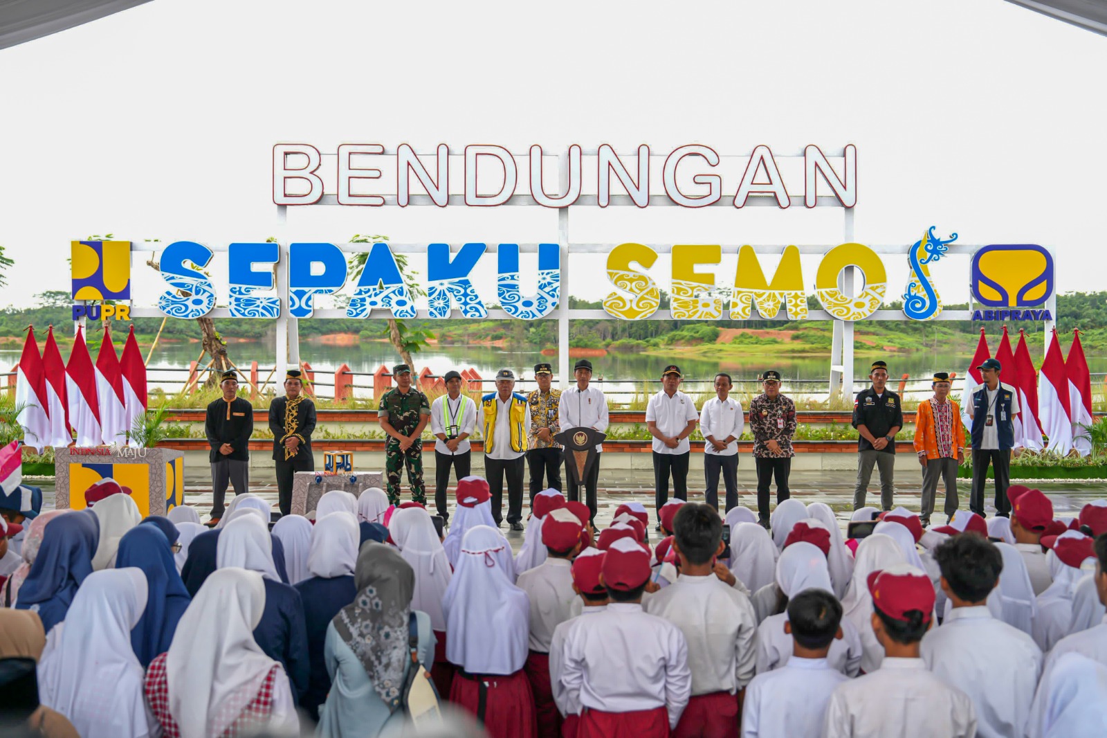 Ini Bendungan Sepaku Semoi Karya Brantas Abipraya yang Baru Saja Diresmikan Presiden RI