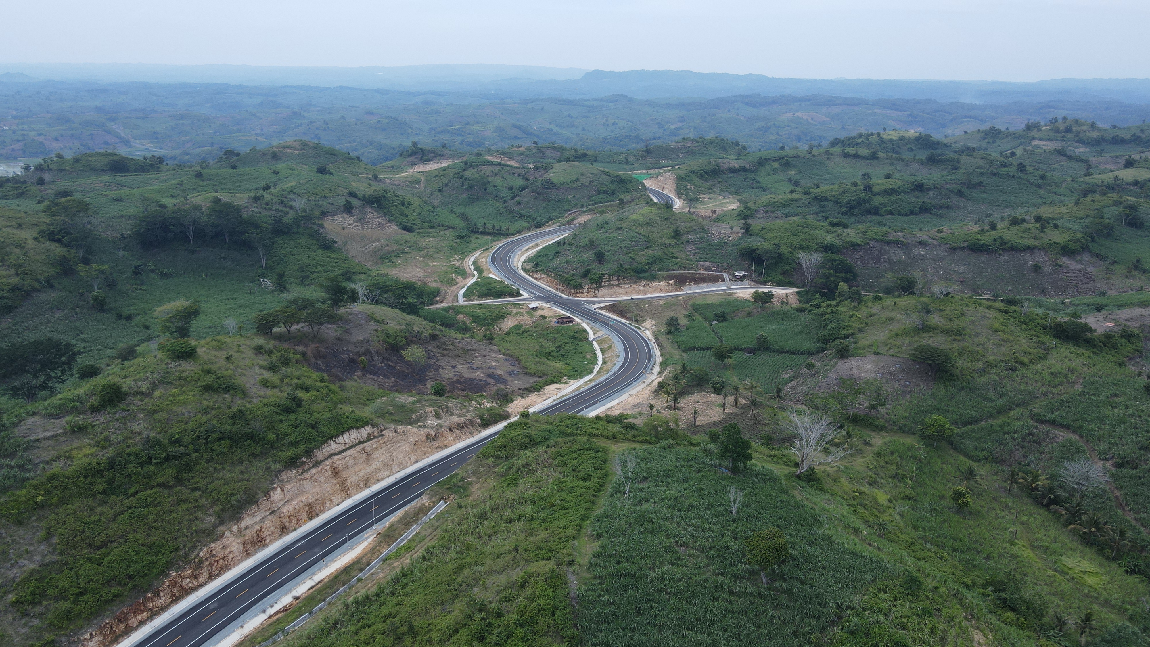 Pembangunan Jalan Lintas Selatan (JLS) Paket Lot 3 ruas Pantai Serang – Sumbersih